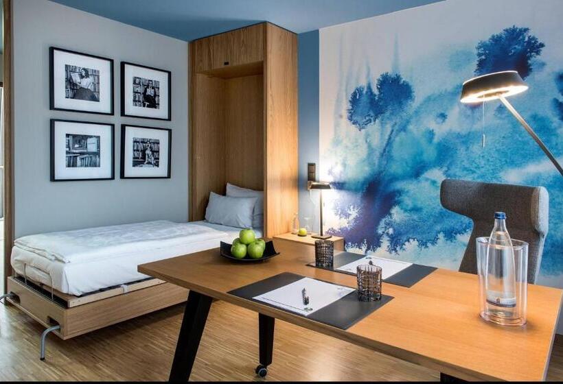 标准单人间, Arcadeon