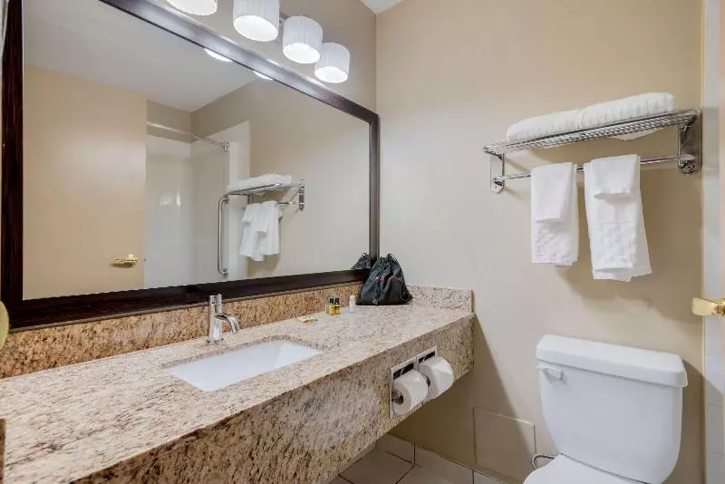 سوییت, Best Western Plus Red Deer Inn & Suite