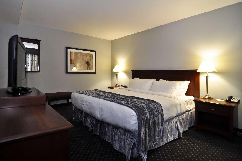Люкс Кровать Кинг, Best Western Plus Woodstock Hotel Conference Centre