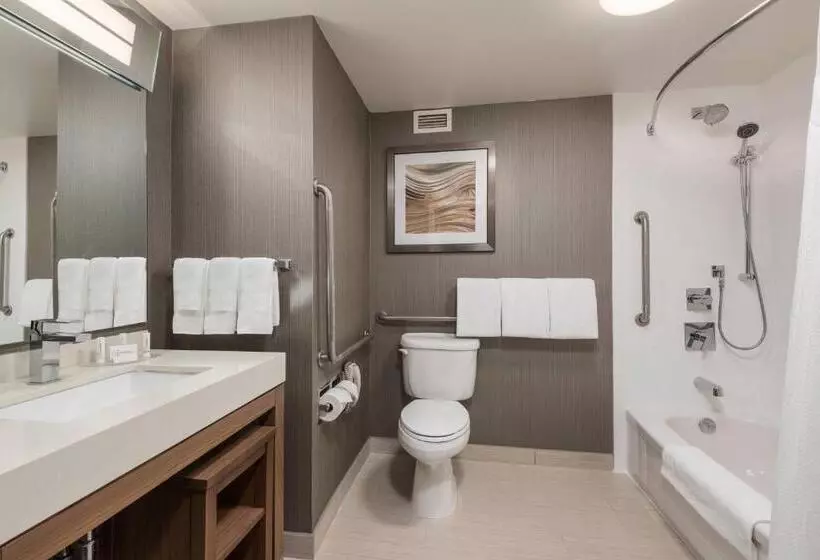 スタンダードルーム, Courtyard By Marriott Toronto Vaughan