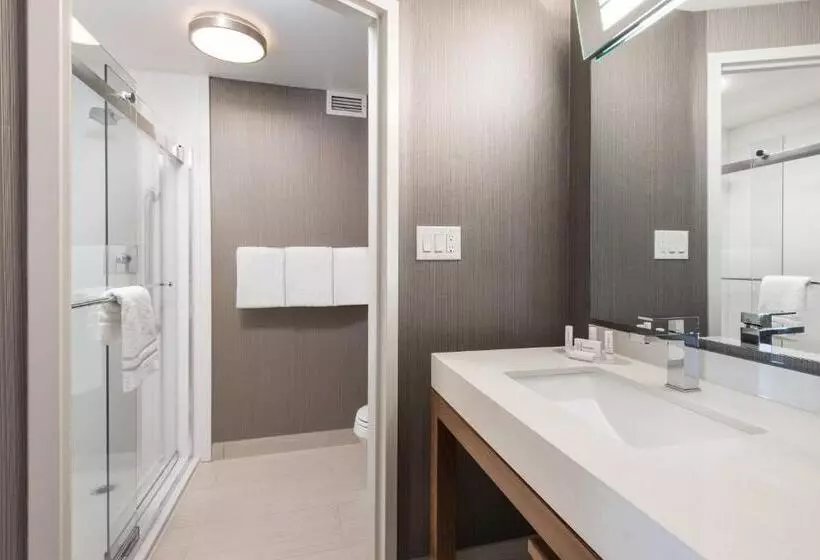 デラックスルーム, Courtyard By Marriott Toronto Vaughan