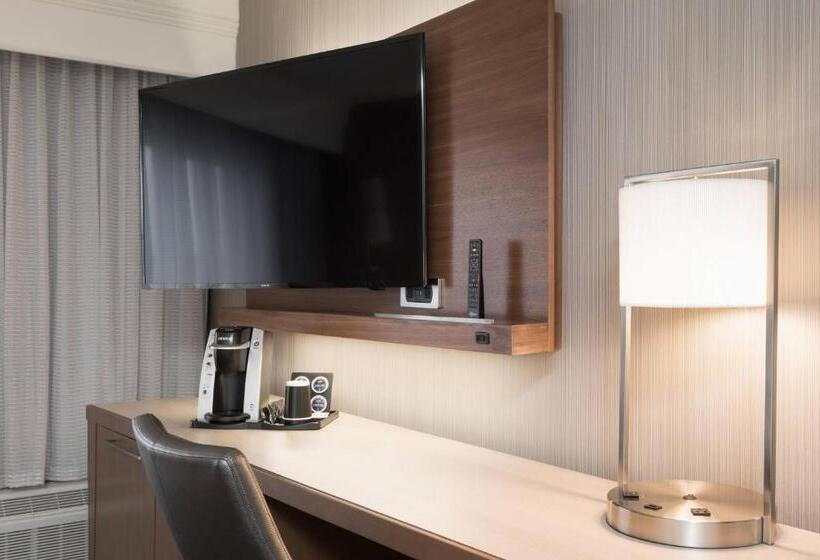 חדר דלוקס, Courtyard By Marriott Toronto Vaughan