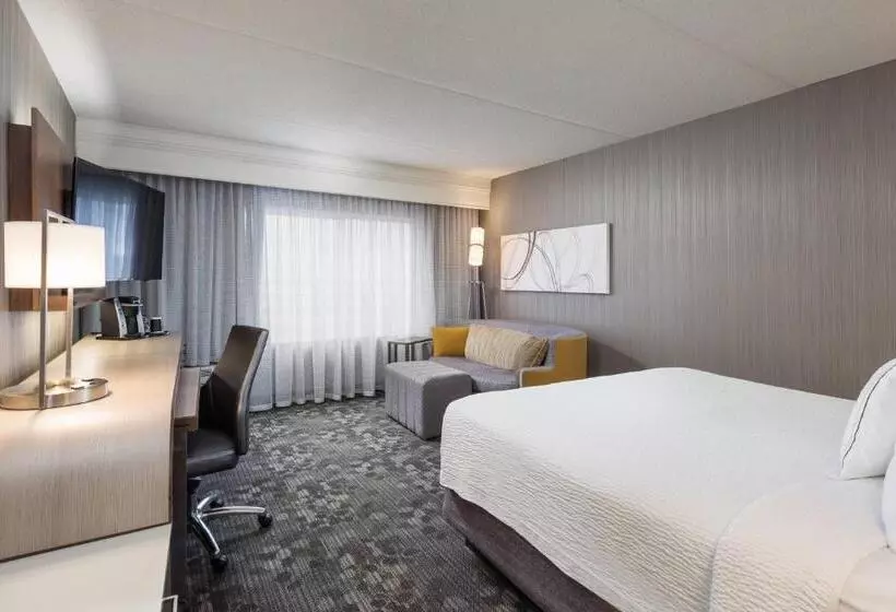 キングサイズベッドのスタンダードルーム, Courtyard By Marriott Toronto Vaughan