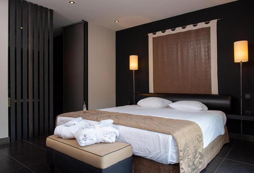 اتاق لوکس, Restaurant De Echoput