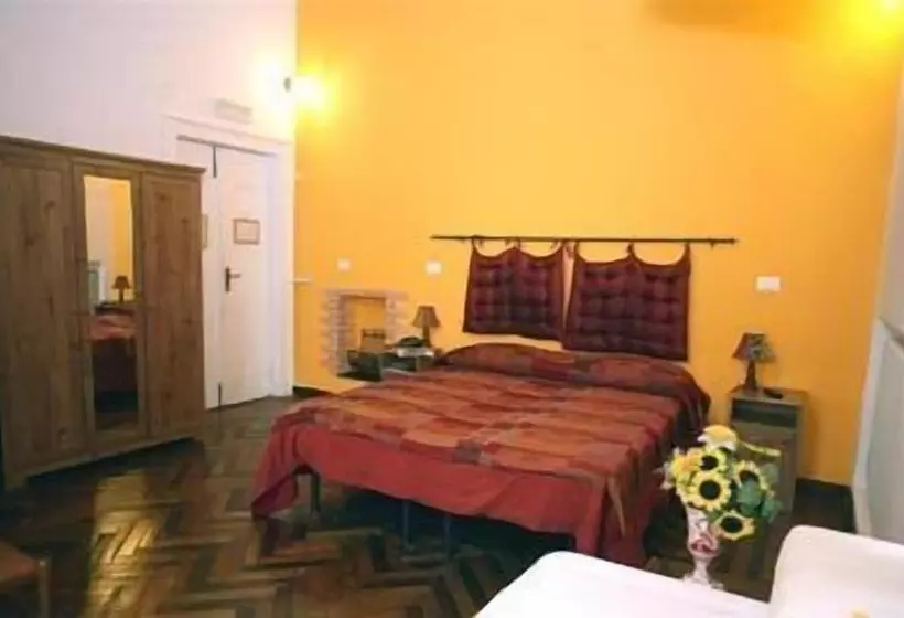 اتاق استاندارد یک نفره, Family Hotel Balbi