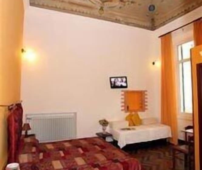 Dört Kişilik Standart Oda, Family Hotel Balbi