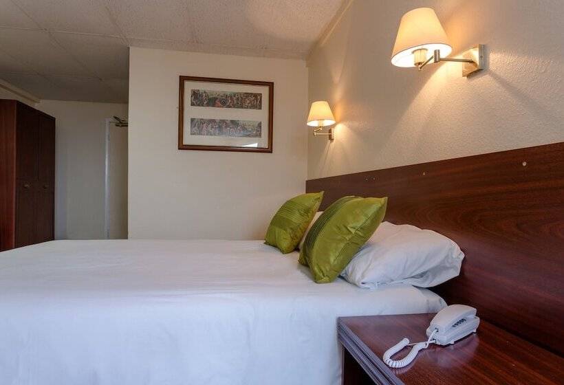 חדר סטנדרט, The Grand Burstin