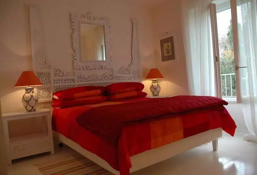 Superior-huone, Il San Francesco Charming