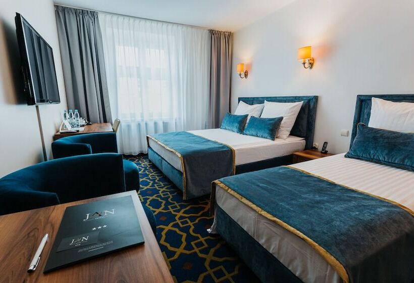 ファミリールーム, Jan