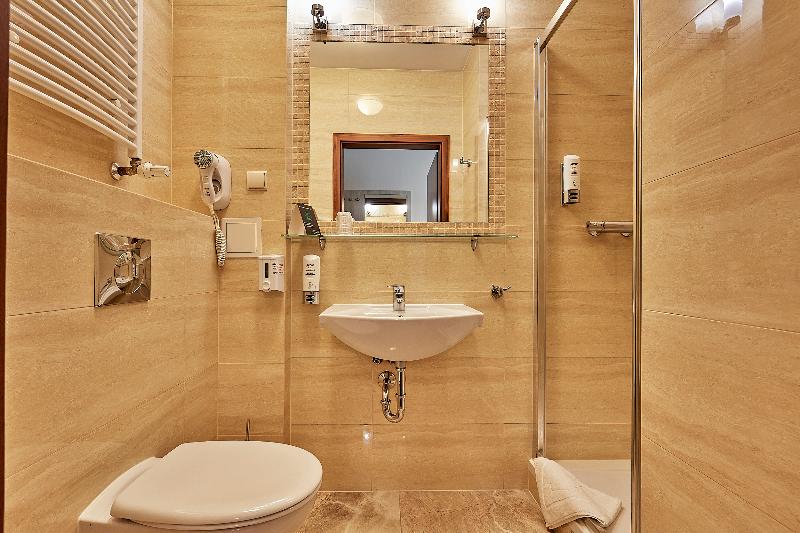 スタンダードシングルルーム, Jan