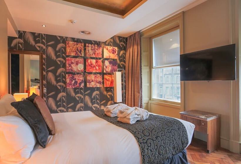 غرفة تنفيذية, Le Monde