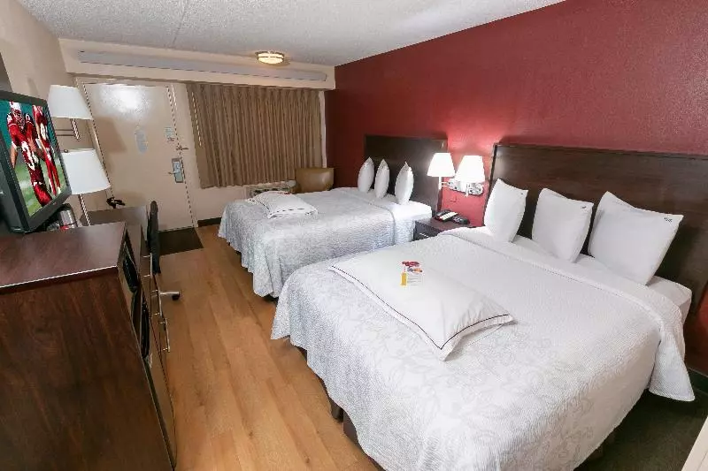 キングサイズベッドのクラシックルーム, Mövenpick Hotel Frankfurt City Messe