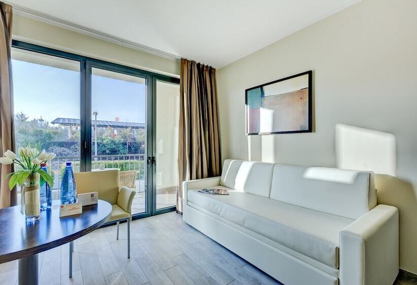 Пятиместный Стандартный Номер, Parc