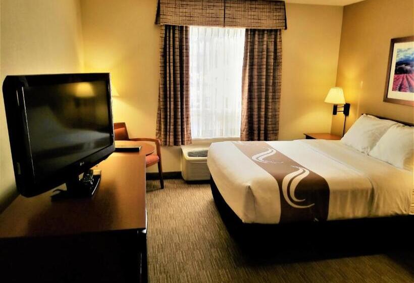 标准间, Quality Inn Airport