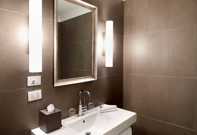 اتاق استاندارد, Radisson Blu Hotel Milan