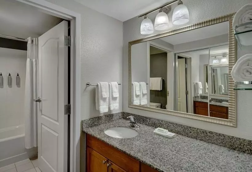 سوئیت برای معلولان, Residence Inn By Marriott Morgantown Medical Center Area
