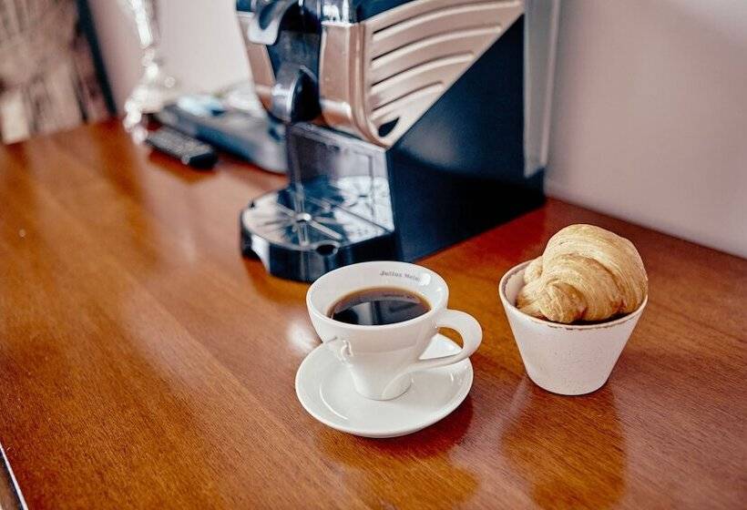 Номер Стандарт, Ring Premier