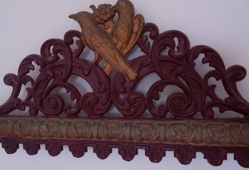 اتاق استاندارد, Solar De Monfalim