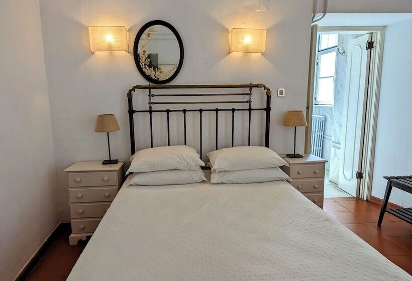 اتاق استاندارد, Solar De Monfalim