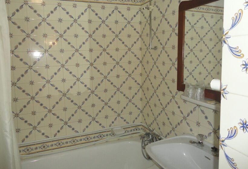 اتاق استاندارد, Solar De Monfalim