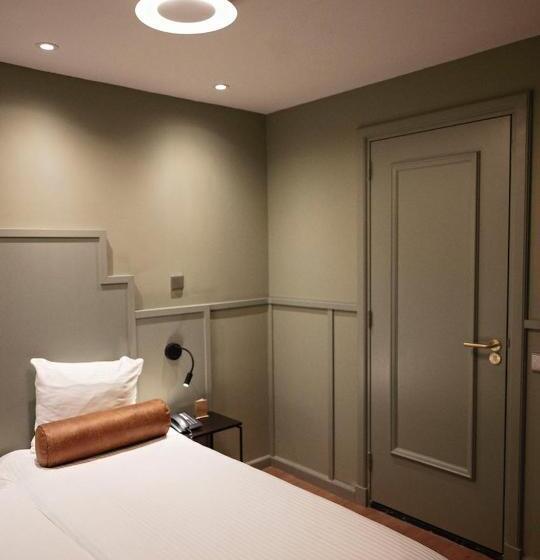 غرفة إقتصادية, The Times