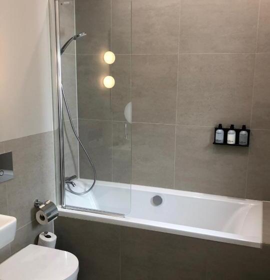 غرفة إقتصادية, The Times