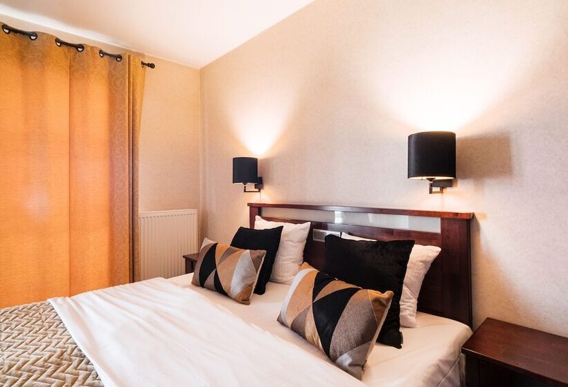 Номер Комфорт, Turnhout City