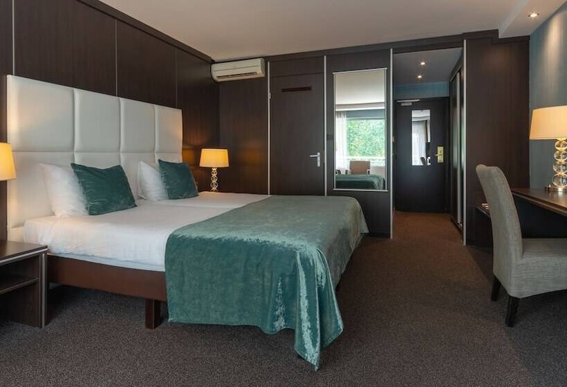 اتاق استاندارد سه نفره, Van Der Valk Hotel  S Hertogenbosch – Vught