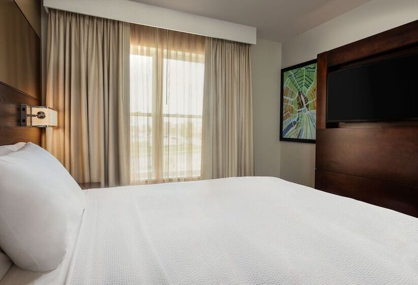 جناح, Residence Inn By Marriott Corona Riverside