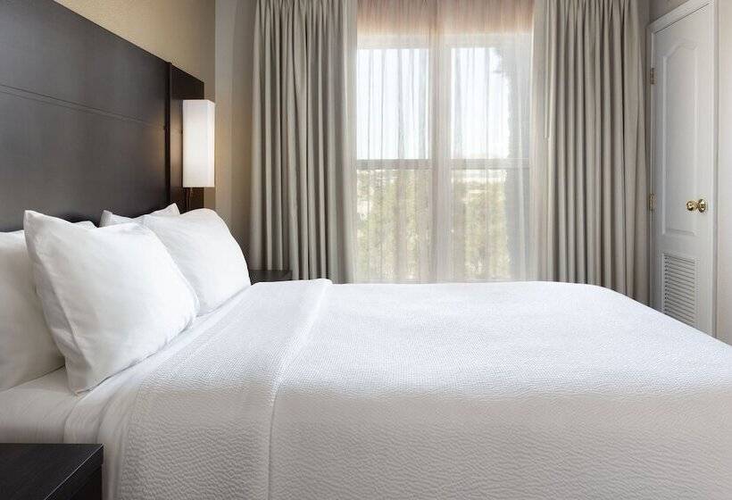 جناح, Residence Inn By Marriott Corona Riverside