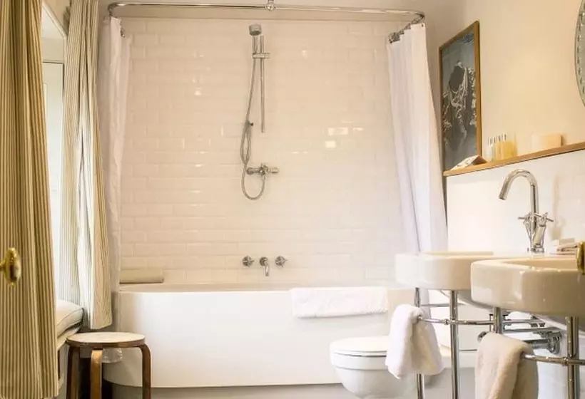 スタンダードルーム, The Ickworth Hotel And Apartments   A Luxury Family