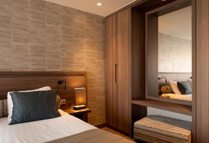 Номер Superior, Van Der Valk Hotel Hengelo
