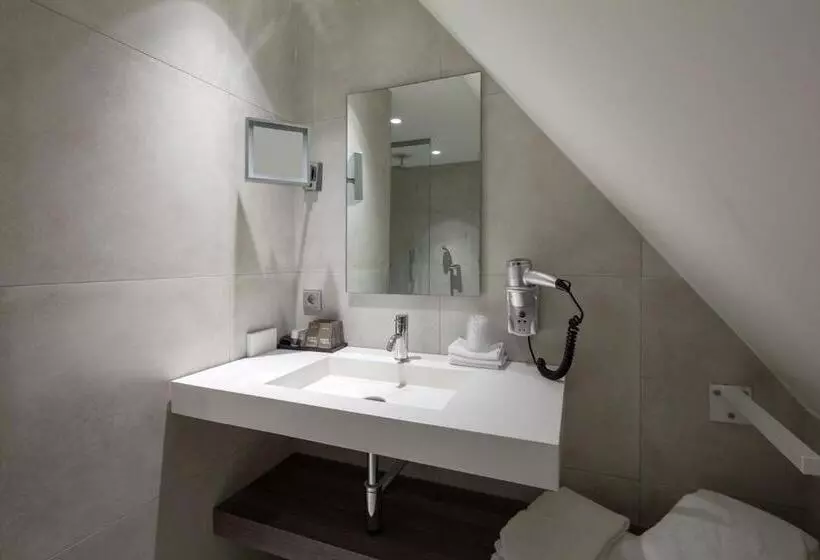 スーペリアトリプルルーム, Van Der Valk Hotel Hengelo