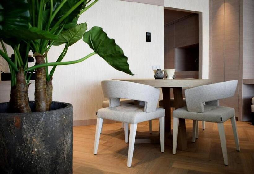 Люкс с гидромассажем, Van Der Valk Hotel Hengelo