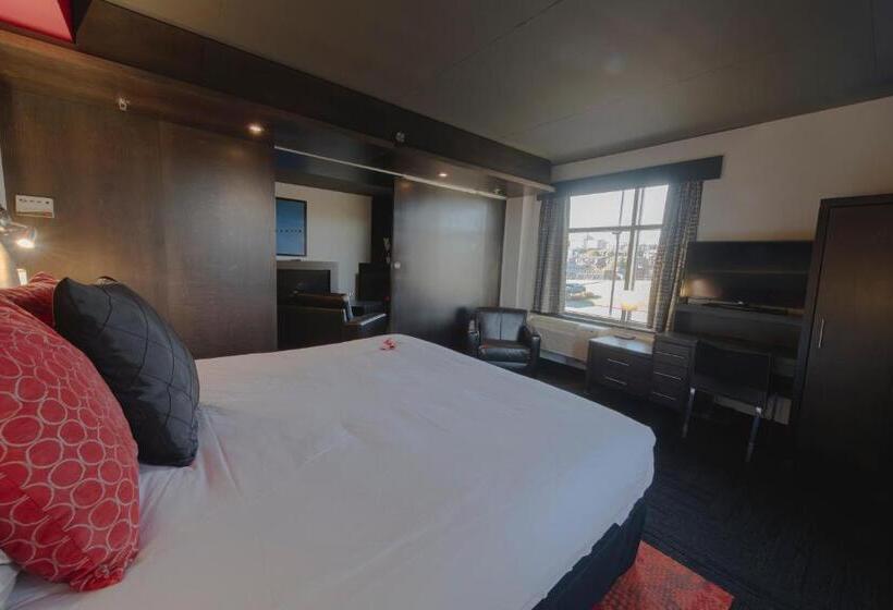 سوییت پرستیژ, Grand Times Hotel – Aeroport De Quebec