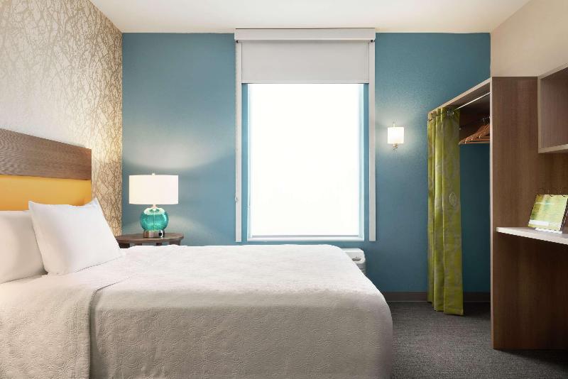 חדר סטנדרט עם מיטת קינג, 45 By Director