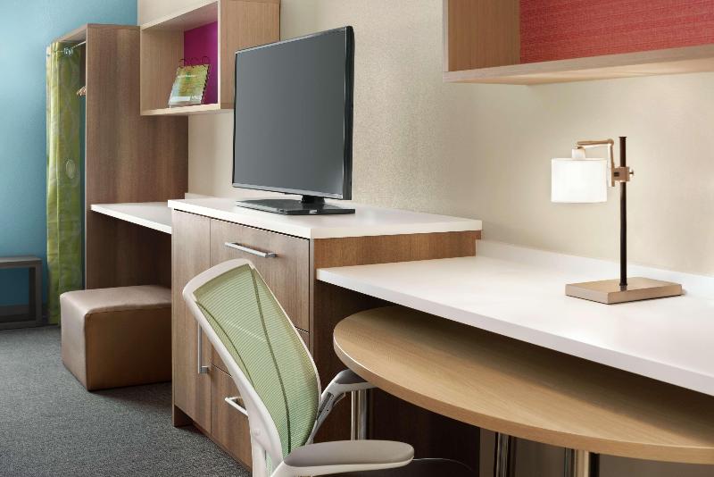 חדר סטנדרט עם מיטת קינג, 45 By Director