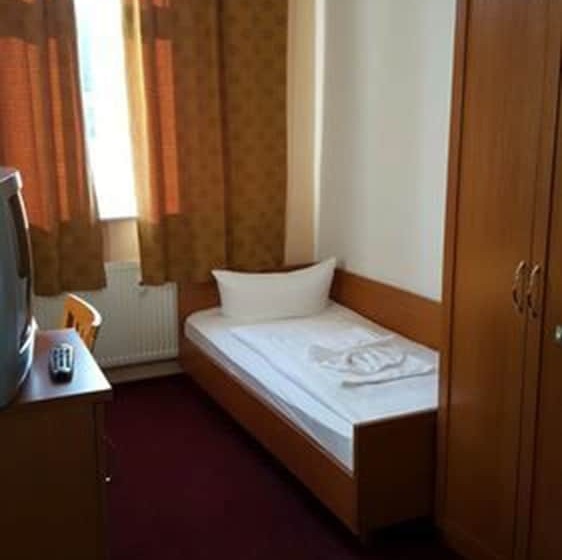 اتاق استاندارد یک نفره, Aster An Der Messe