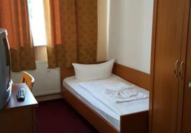 اتاق استاندارد یک نفره, Aster An Der Messe