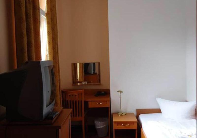 اتاق استاندارد یک نفره, Aster An Der Messe