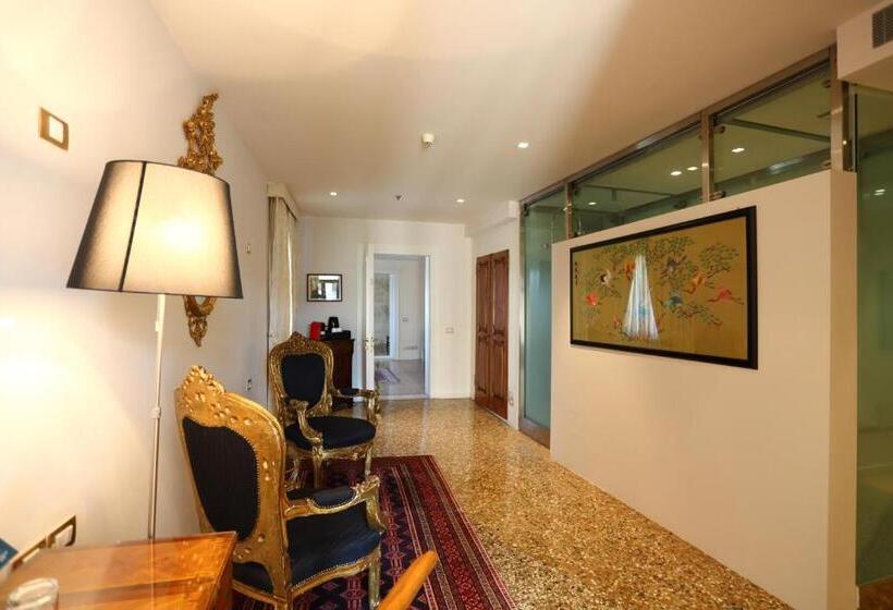 Junior Suite with Views, Ca  Nigra Lagoon Resort