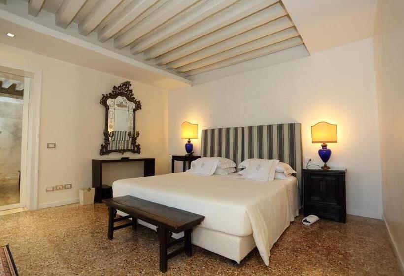 Junior Suite with Views, Ca  Nigra Lagoon Resort