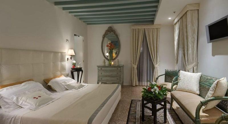 Deluxe Room, Ca  Nigra Lagoon Resort