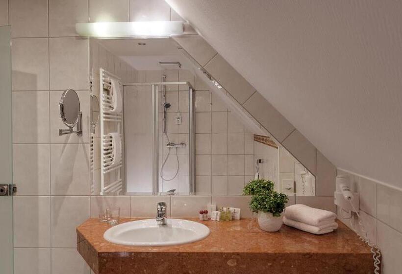 豪华房间, Der Romantik Hof Greetsiel