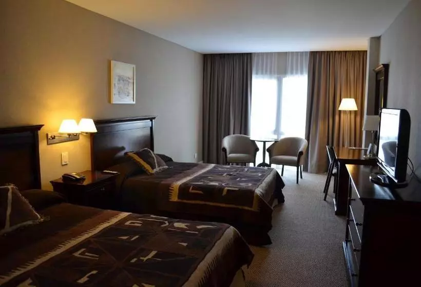 スイート, Howard Johnson Resort Spa & Convention Center