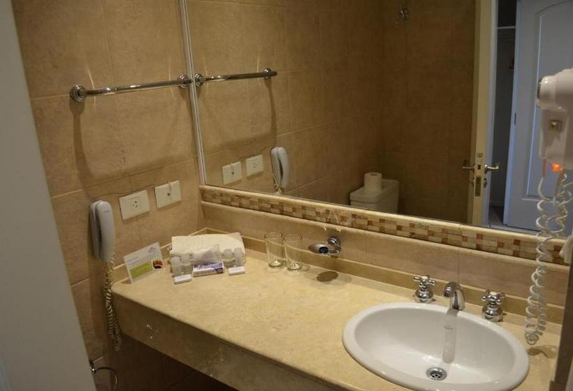 スタンダードルーム, Howard Johnson Resort Spa & Convention Center