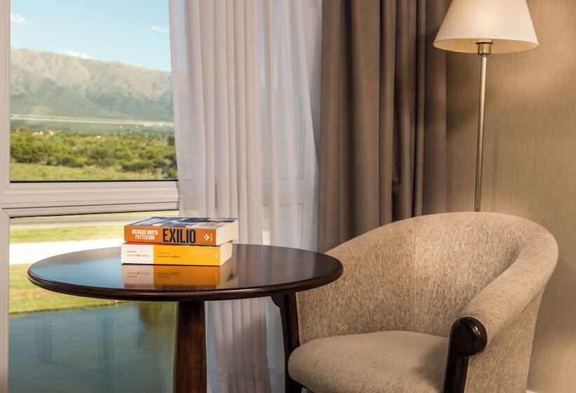 スタンダードルーム, Howard Johnson Resort Spa & Convention Center