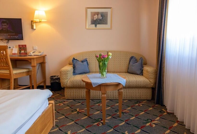 Номер Комфорт, Landgasthof Hotel Hirsch