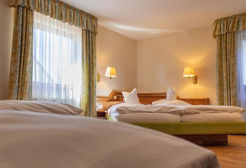 컴포트 룸, Landgasthof Hotel Hirsch