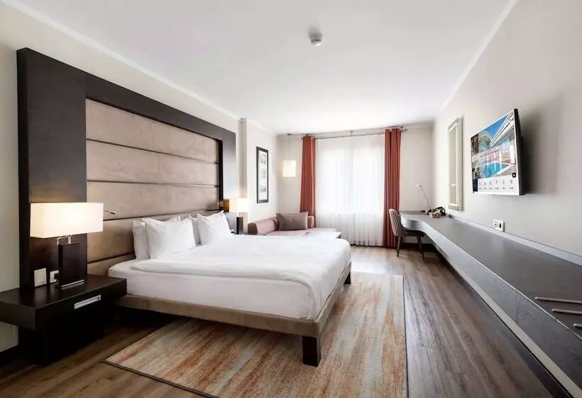 スーペリアールーム, Ramada Plaza By Wyndham Istanbul City Center